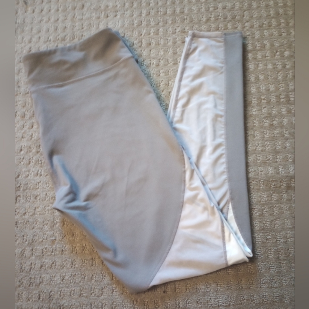 Fabletics Plus Size 2x Leggings - image 3